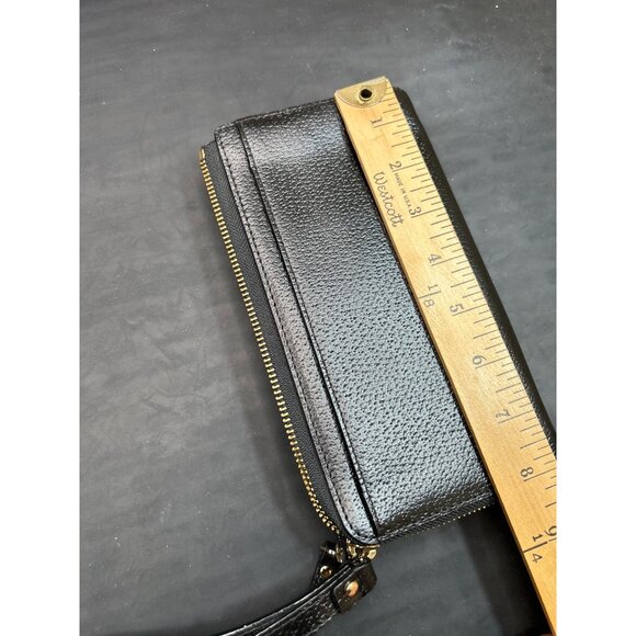 KATE SPADE NEW YORK Black Leather Zip Around Wristlet Wallet With Gold Hardware - Picture 9 of 10